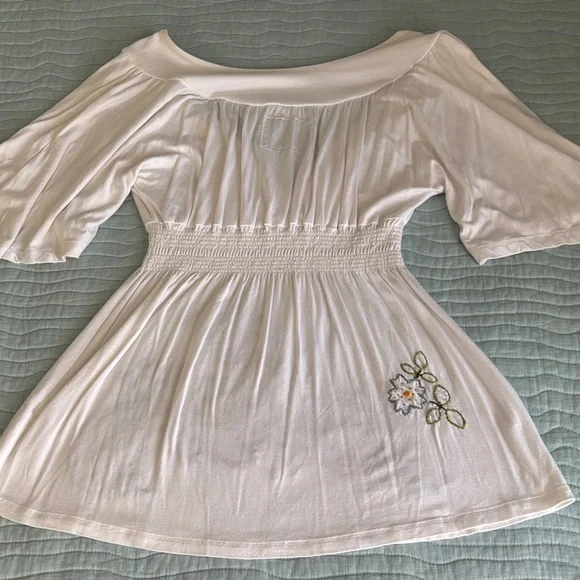 Soul Revival White Embroidered Women's Top - Picture 5 of 5